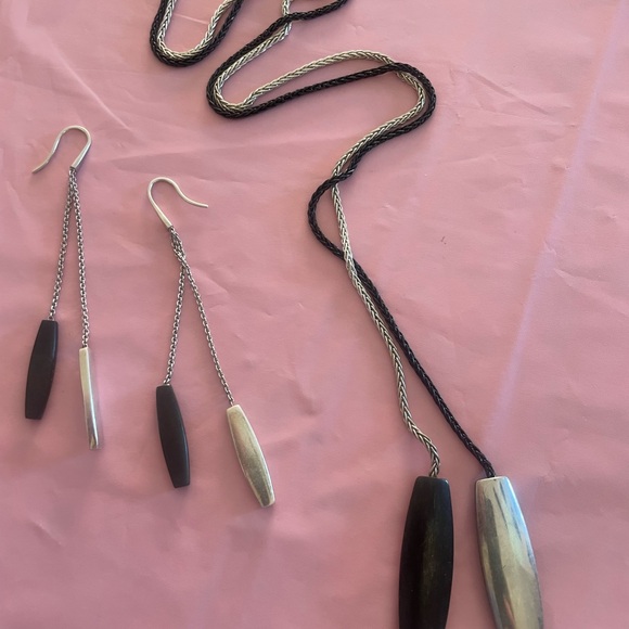 Emporio Armani necklace with matching earrings - Picture 2 of 2